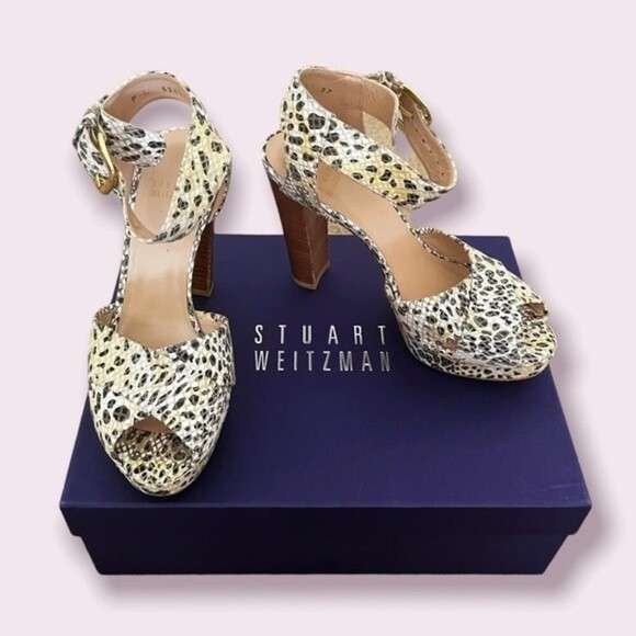 Stuart Weitzman Snakeskin Pumps Cream Gold Open Toe Buckle Heels Womens Size 6.5 - Picture 1 of 11